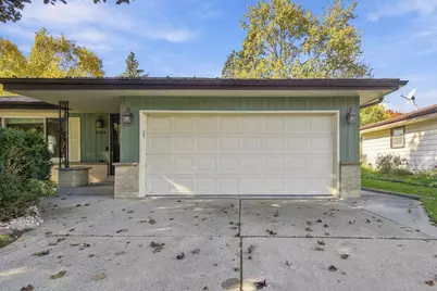 2904  17th Ave, South Milwaukee, WI 53172 - Photo 5