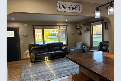1219  Roseland Dr, Kewaskum, WI 53040 - Photo 5