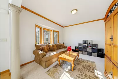 527  Winchester Pass, Richfield, WI 53017 - Photo 3