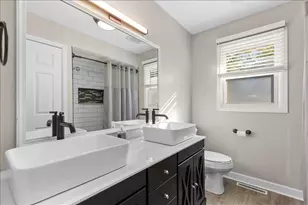 733 E Loos St, Hartford, WI 53027 - Photo 13