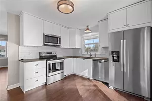 733 E Loos St, Hartford, WI 53027 - Photo 5