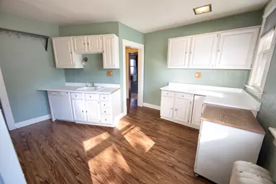 2131 S 82nd St #2133A, West Allis, WI 53219 - Photo 7