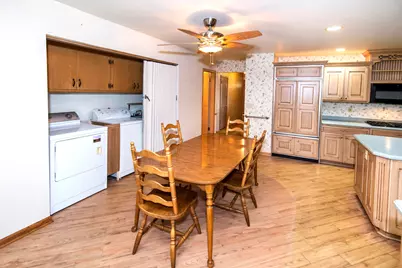 15960  Washington Dr, Brookfield, WI 53005 - Photo 5