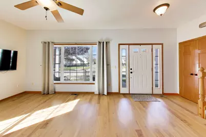 1140  Hidden Creek Ln, Burlington, WI 53105 - Photo 5