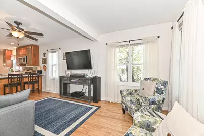 2305 S 83rd St, West Allis, WI 53219 - Photo 7