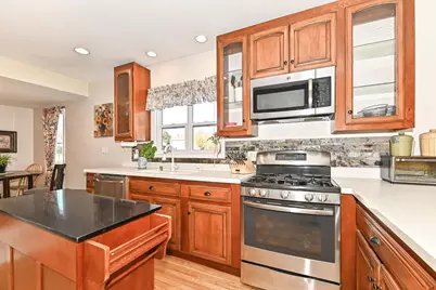 2305 S 83rd St, West Allis, WI 53219 - Photo 15