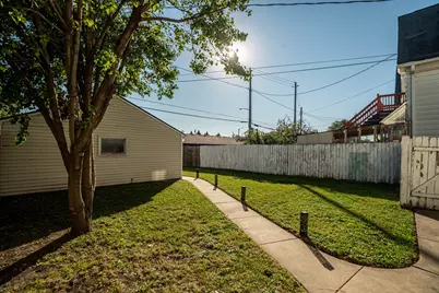 2254 S 28th St, Milwaukee, WI 53215 - Photo 45
