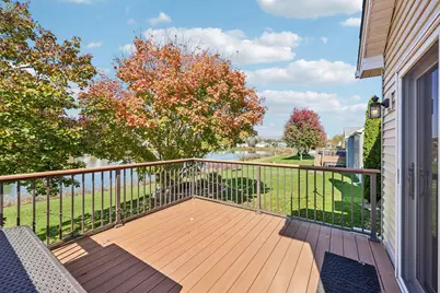 323  Stonefield Dr, Lake Mills, WI 53551 - Photo 11