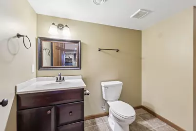 323  Stonefield Dr, Lake Mills, WI 53551 - Photo 45