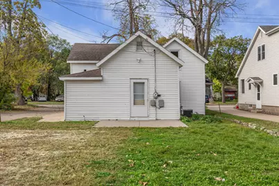 915  17th St, La Crosse, WI 54601 - Photo 27