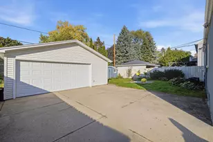 720 Aspen St, South Milwaukee, WI 53172 - Photo 35
