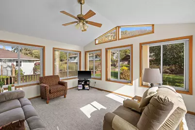 1715  31st St, La Crosse, WI 54601 - Photo 7