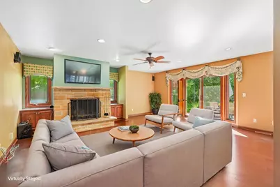 17575  Royalcrest Dr, Brookfield, WI 53045 - Photo 15