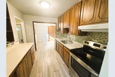 2227 S 63rd St, West Allis, WI 53219 - Photo 15