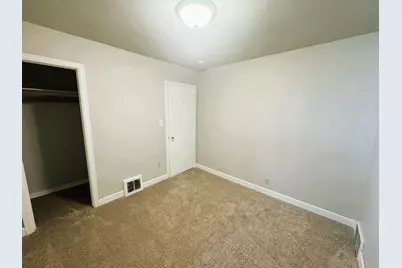 2227 S 63rd St, West Allis, WI 53219 - Photo 25