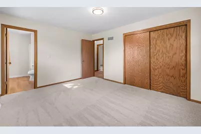 9520 N 45th St, Brown Deer, WI 53223 - Photo 17