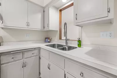 9520 N 45th St, Brown Deer, WI 53223 - Photo 13