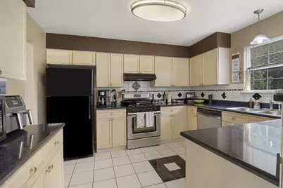 10511  69th St, Kenosha, WI 53142 - Photo 11