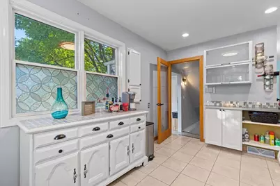 8543 W Cleveland Ave, West Allis, WI 53227 - Photo 11