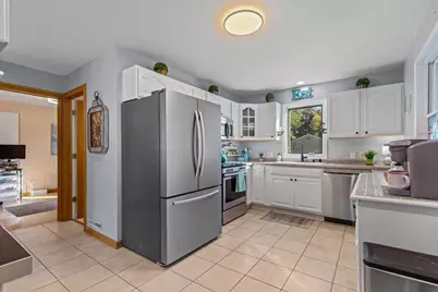 8543 W Cleveland Ave, West Allis, WI 53227 - Photo 9