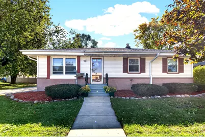 4919  55th St, Kenosha, WI 53144 - Photo 1