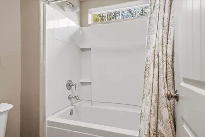 W239N2317  Hawks Meadow Ct, Pewaukee, WI 53188 - Photo 33