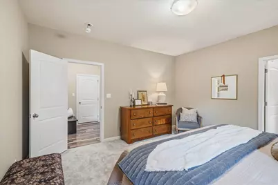 W239N2317  Hawks Meadow Ct, Pewaukee, WI 53188 - Photo 21