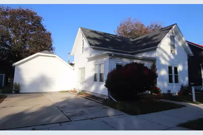2021  Broadway St, New Holstein, WI 53061 - Photo 21