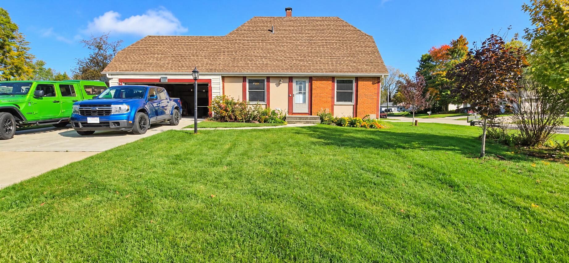 4932 Regal Ct, Racine, WI 53406 - MLS 1986005 - Coldwell Banker