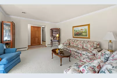 830 W Badger Ln, West Bend, WI 53095 - Photo 15