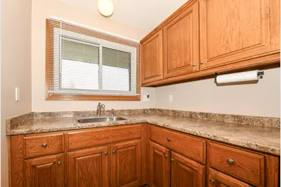 3943 W College Ave, Franklin, WI 53221 - Photo 11