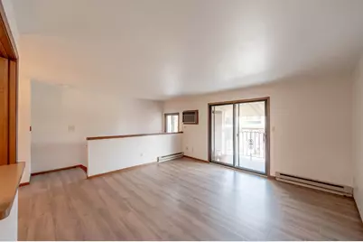 6620  Mariner Dr #201, Racine, WI 53406 - Photo 5