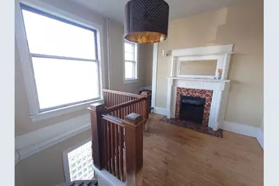 1823 E Windsor Pl, Milwaukee, WI 53202 - Photo 3