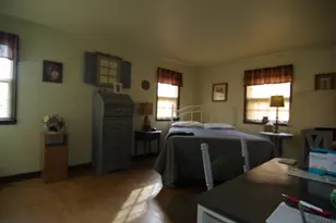 5579-80-81 Azalea Ct, Glendale, WI 53129 - Photo 11