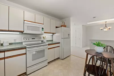 500 W Bender Rd #101, Glendale, WI 53217 - Photo 15