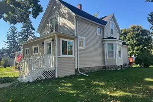 626 Center St, Lake Geneva, WI 53147 - Photo 1