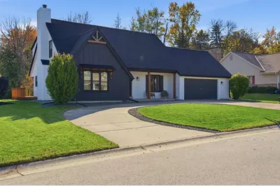 N76W15867  Hunters Ridge Cir, Menomonee Falls, WI 53051 - Photo 57