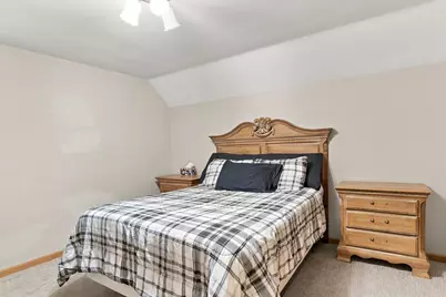N76W15867  Hunters Ridge Cir, Menomonee Falls, WI 53051 - Photo 23