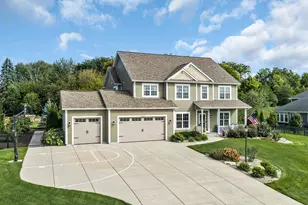 W275N342 Arrowhead Trail, Pewaukee, WI 53188 - Photo 1