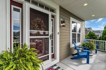 W275N342  Arrowhead Trl, Pewaukee, WI 53188 - Photo 3