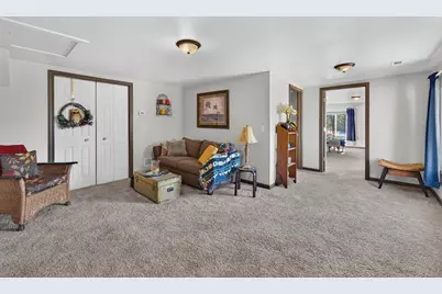 10905  Burlington Rd, Somers, WI 53144 - Photo 29
