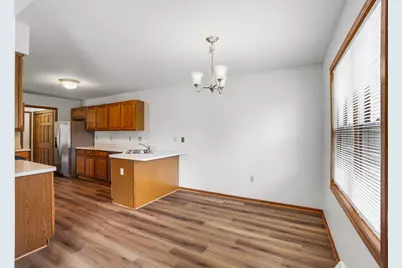 3205 S Ridgecrest Ct, New Berlin, WI 53151 - Photo 15