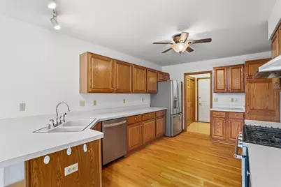 3207 S Ridgecrest Ct, New Berlin, WI 53151 - Photo 19