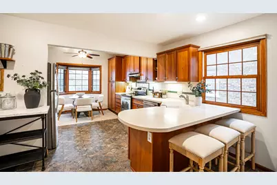 4465 N Woodburn St, Shorewood, WI 53211 - Photo 17