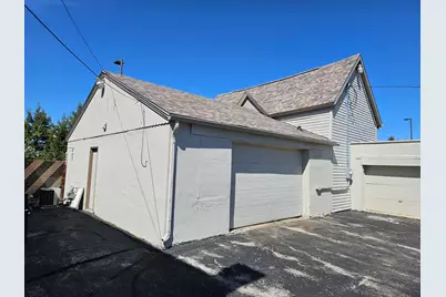 N91W16356  Pershing Ave, Menomonee Falls, WI 53051 - Photo 9