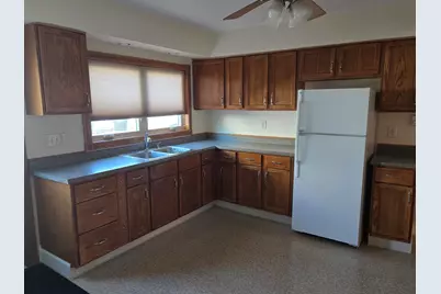 N91W16356  Pershing Ave, Menomonee Falls, WI 53051 - Photo 21