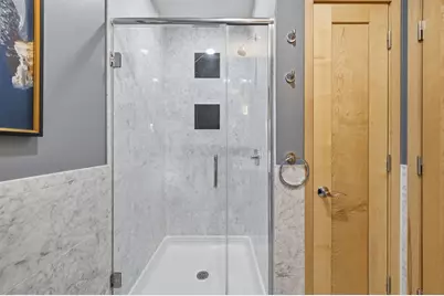 1325 N Van Buren St #504, Milwaukee, WI 53202 - Photo 17