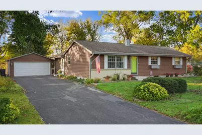 705 W Gorman St, Elkhorn, WI 53121 - Photo 1