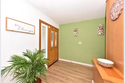 5159 S 19th St, Milwaukee, WI 53221 - Photo 3