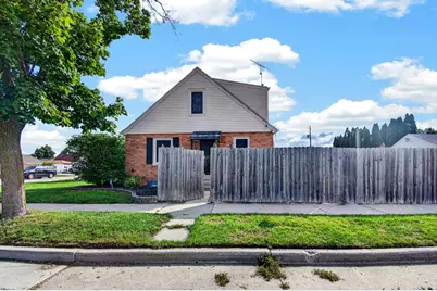 2021  79th St, Kenosha, WI 53143 - Photo 31
